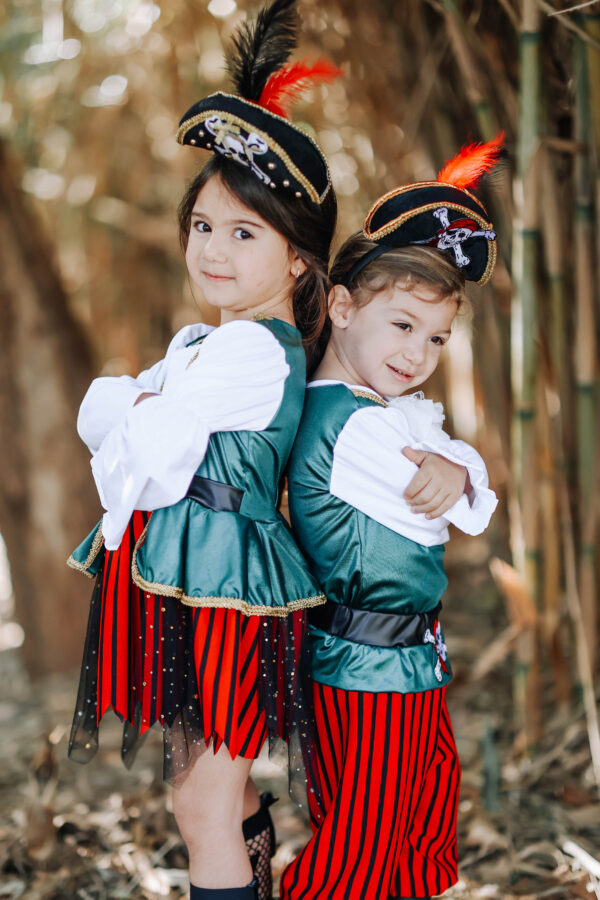 ⁦תחפושת פיראטית לילדות⁩ – תמונה ⁦7⁩