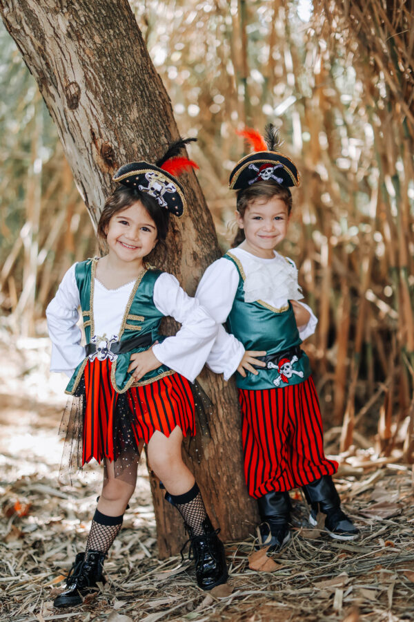 ⁦תחפושת פיראט לבנים⁩ – תמונה ⁦3⁩