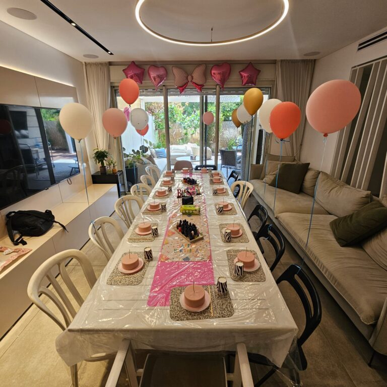 WhatsApp Image 2025-11-12 at 22.20.58 (1)